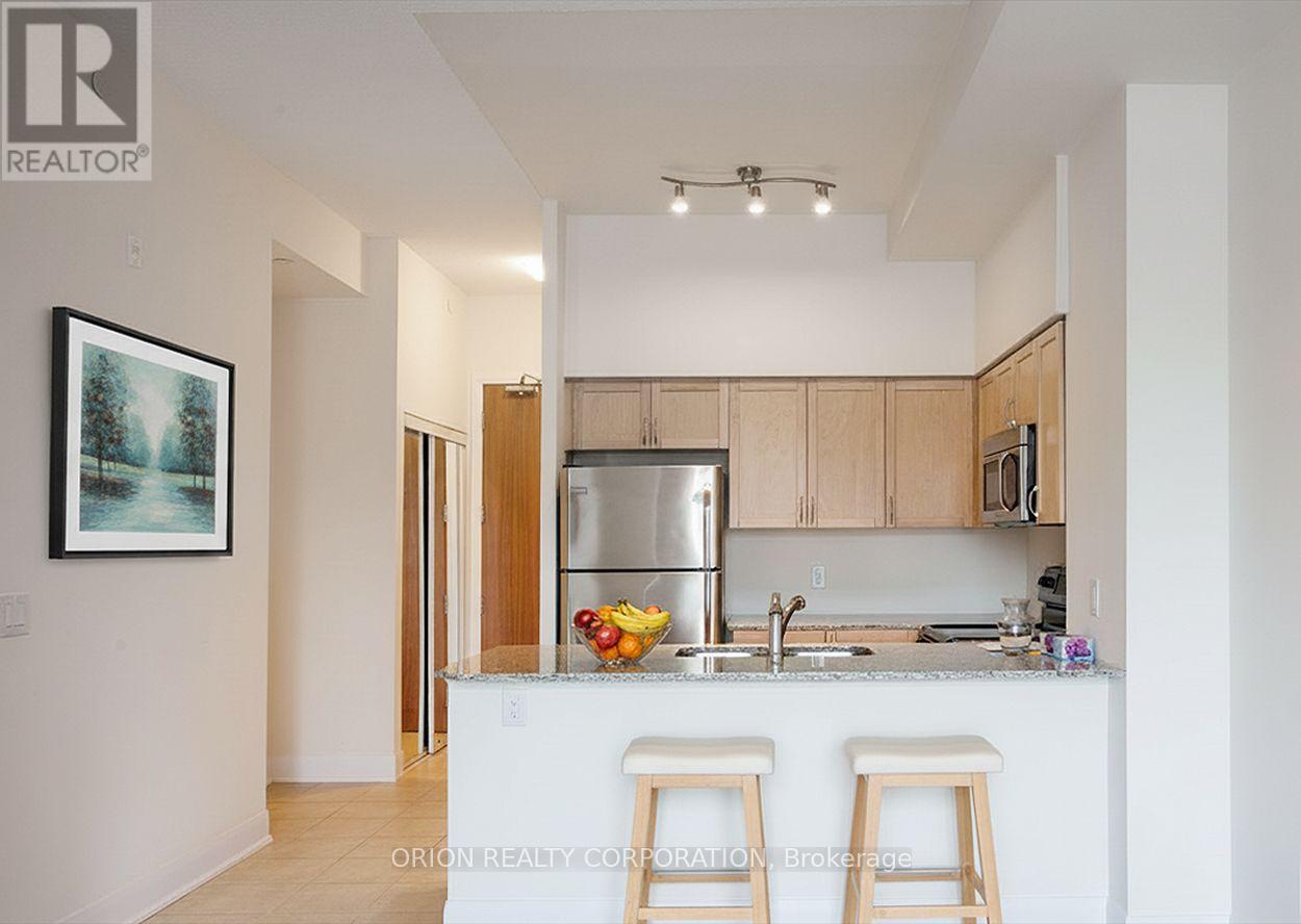 215 - 4700 Highway 7 Road, Vaughan, Ontario  L4L 0B4 - Photo 3 - N12695916