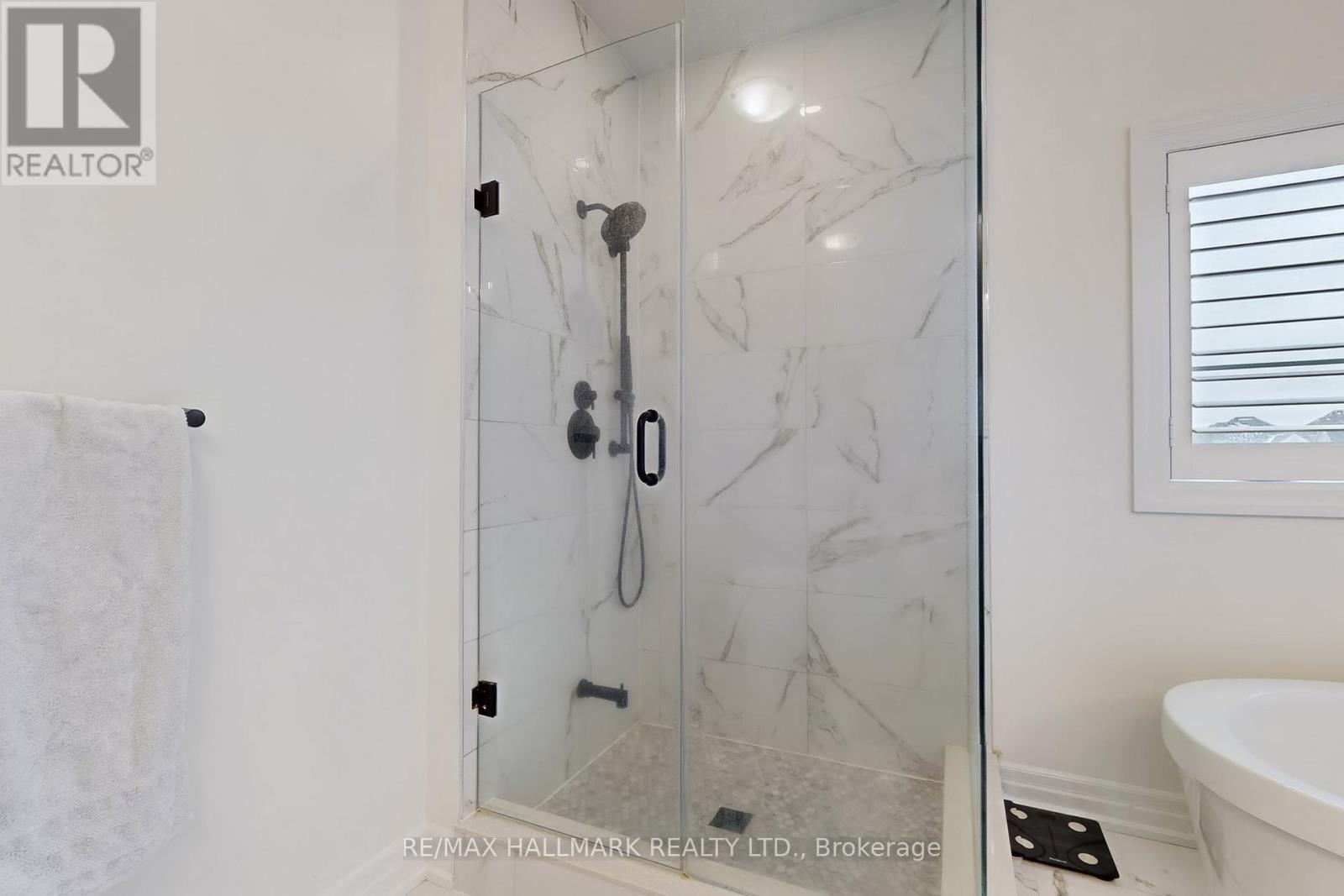 42 Meadow Vista Crescent, East Gwillimbury, Ontario  L9N 0T4 - Photo 25 - N12695952