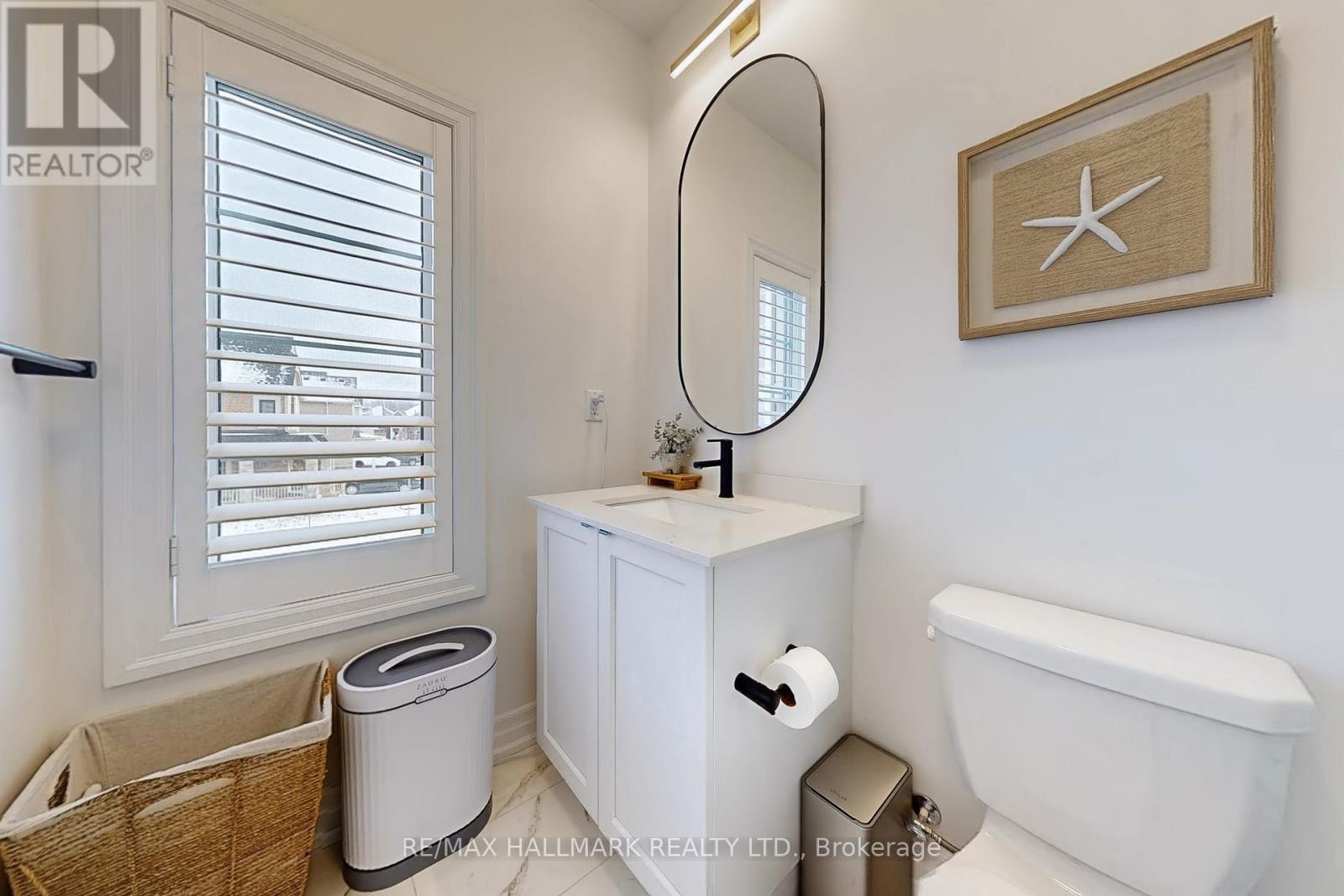 42 Meadow Vista Crescent, East Gwillimbury, Ontario  L9N 0T4 - Photo 38 - N12695952