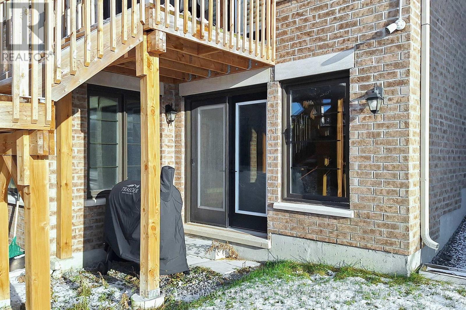 42 Meadow Vista Crescent, East Gwillimbury, Ontario  L9N 0T4 - Photo 47 - N12695952