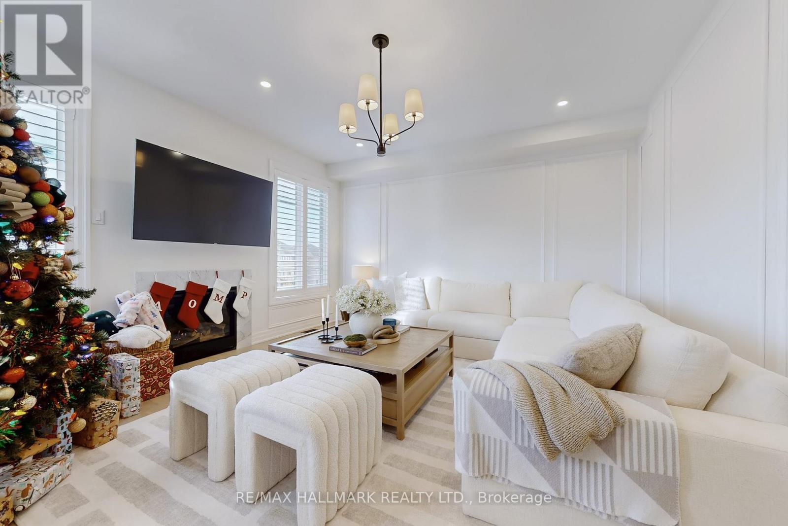 42 Meadow Vista Crescent, East Gwillimbury, Ontario  L9N 0T4 - Photo 5 - N12695952