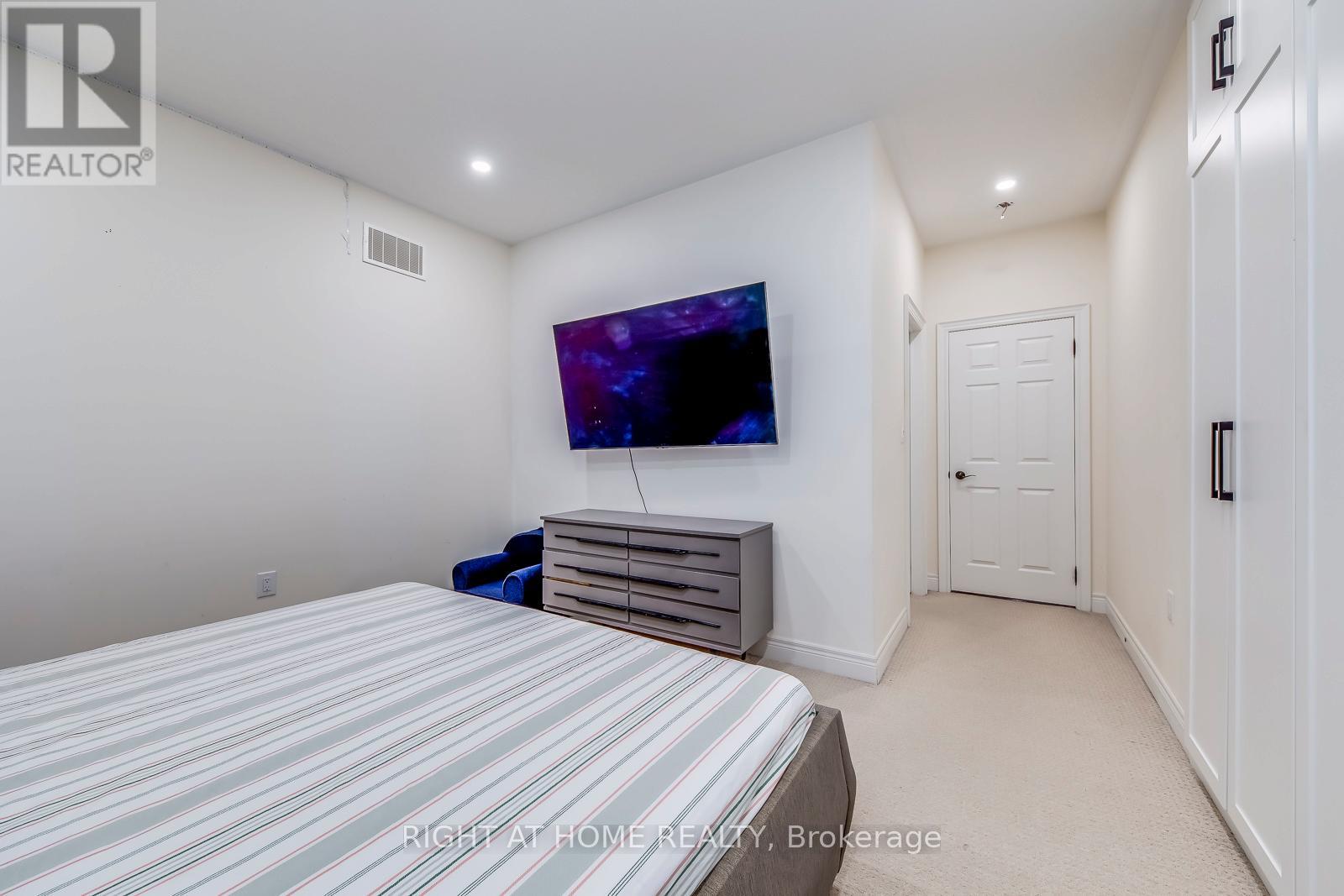 45 Torgan Trail, Vaughan, Ontario  L4H 3X6 - Photo 42 - N12695992