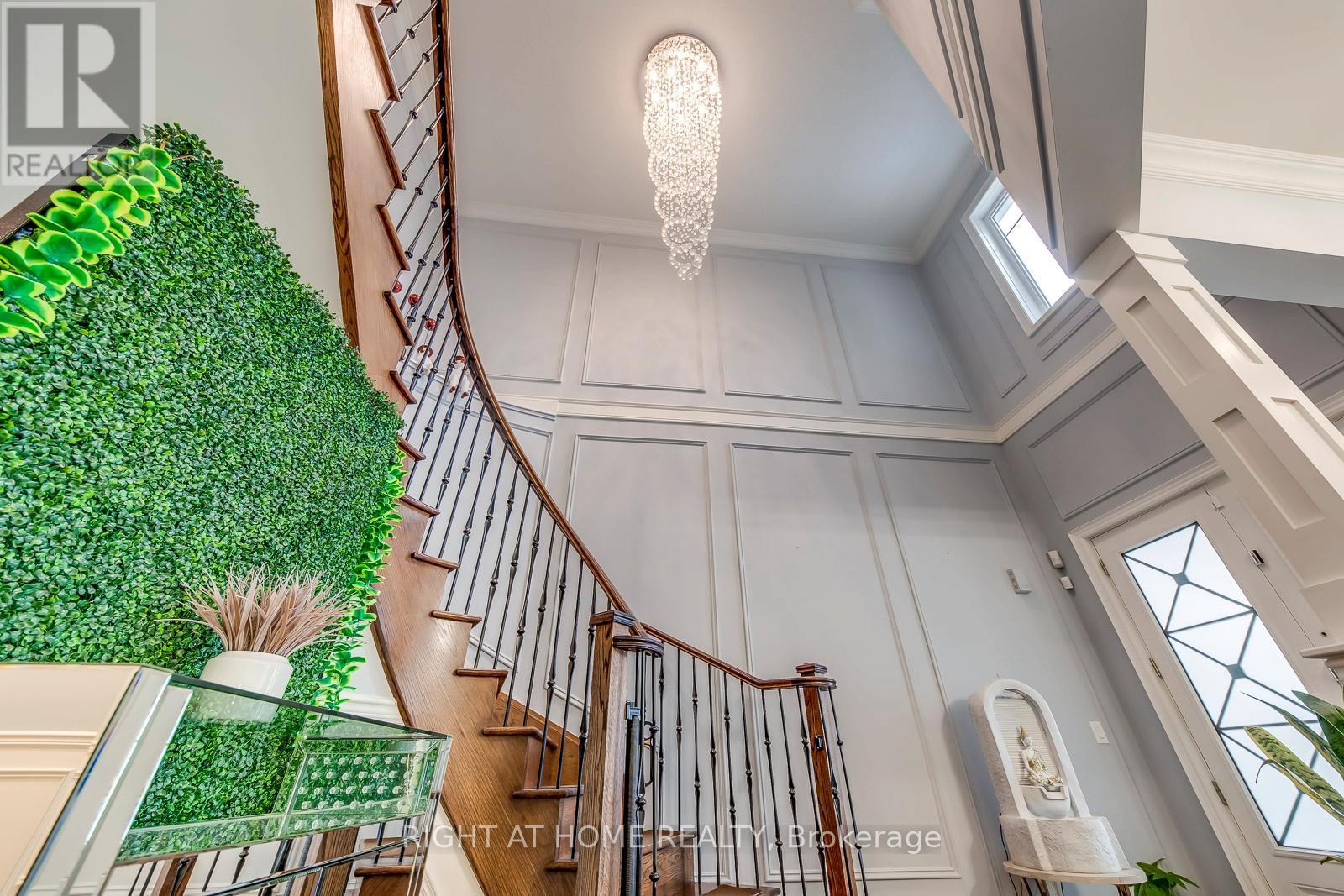 45 Torgan Trail, Vaughan, Ontario  L4H 3X6 - Photo 5 - N12695992