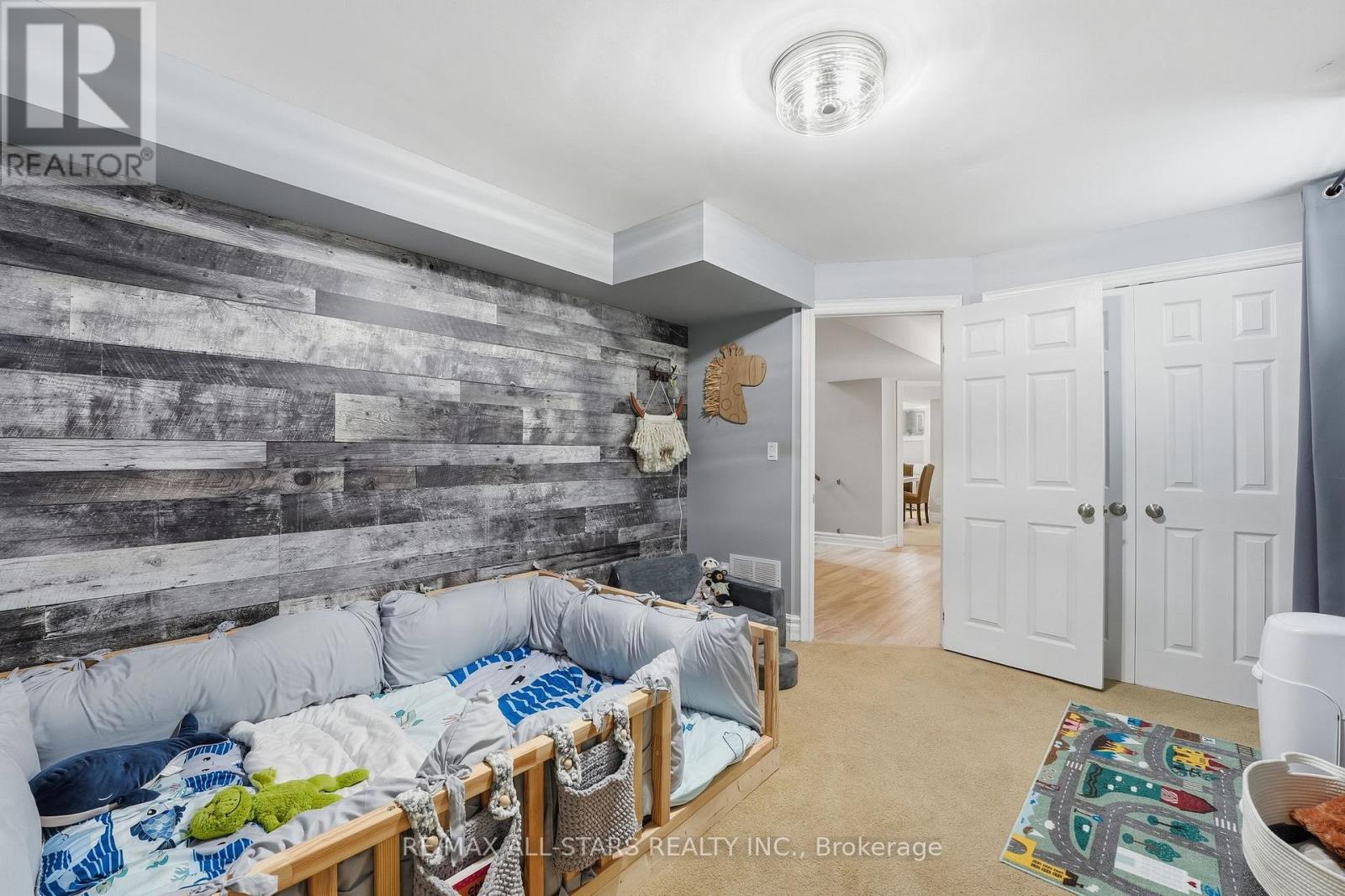 167 Silas Boulevard, Georgina, Ontario  L4P 2K2 - Photo 33 - N12696036