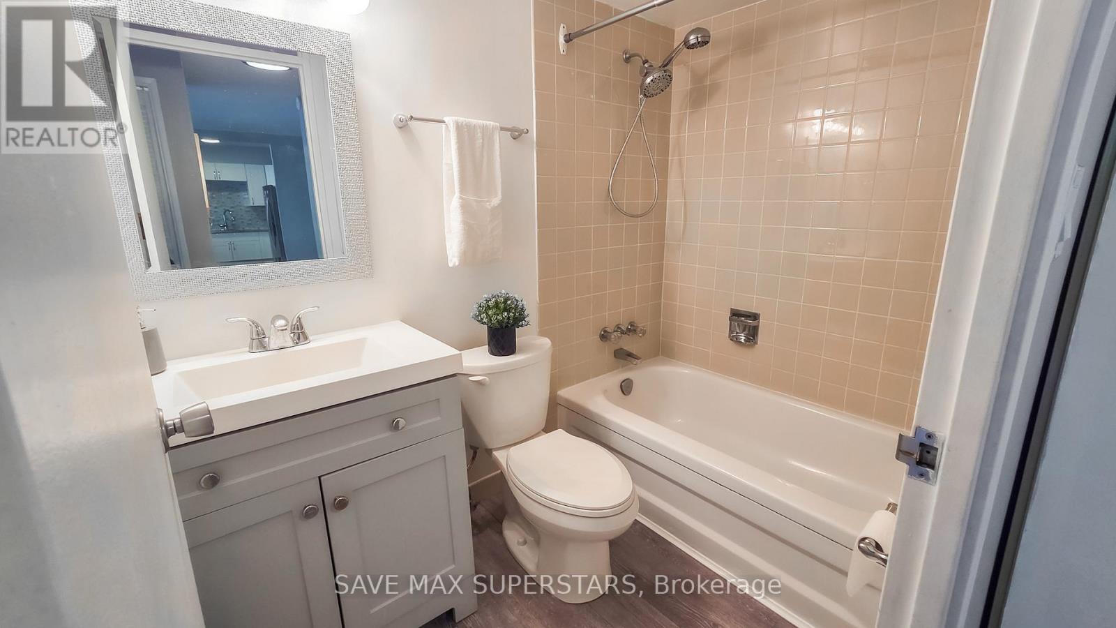 501 - 50 Baif Boulevard, Richmond Hill, Ontario  L4C 5L1 - Photo 13 - N12696040