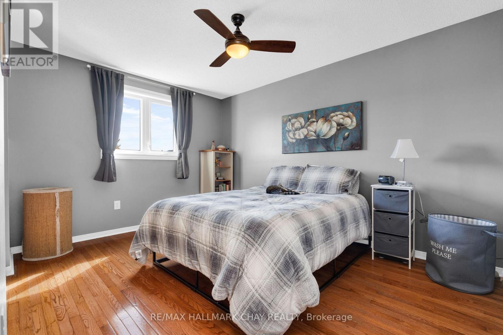 166 Country Lane, Barrie, Ontario  L4N 0T9 - Photo 13 - S12695854