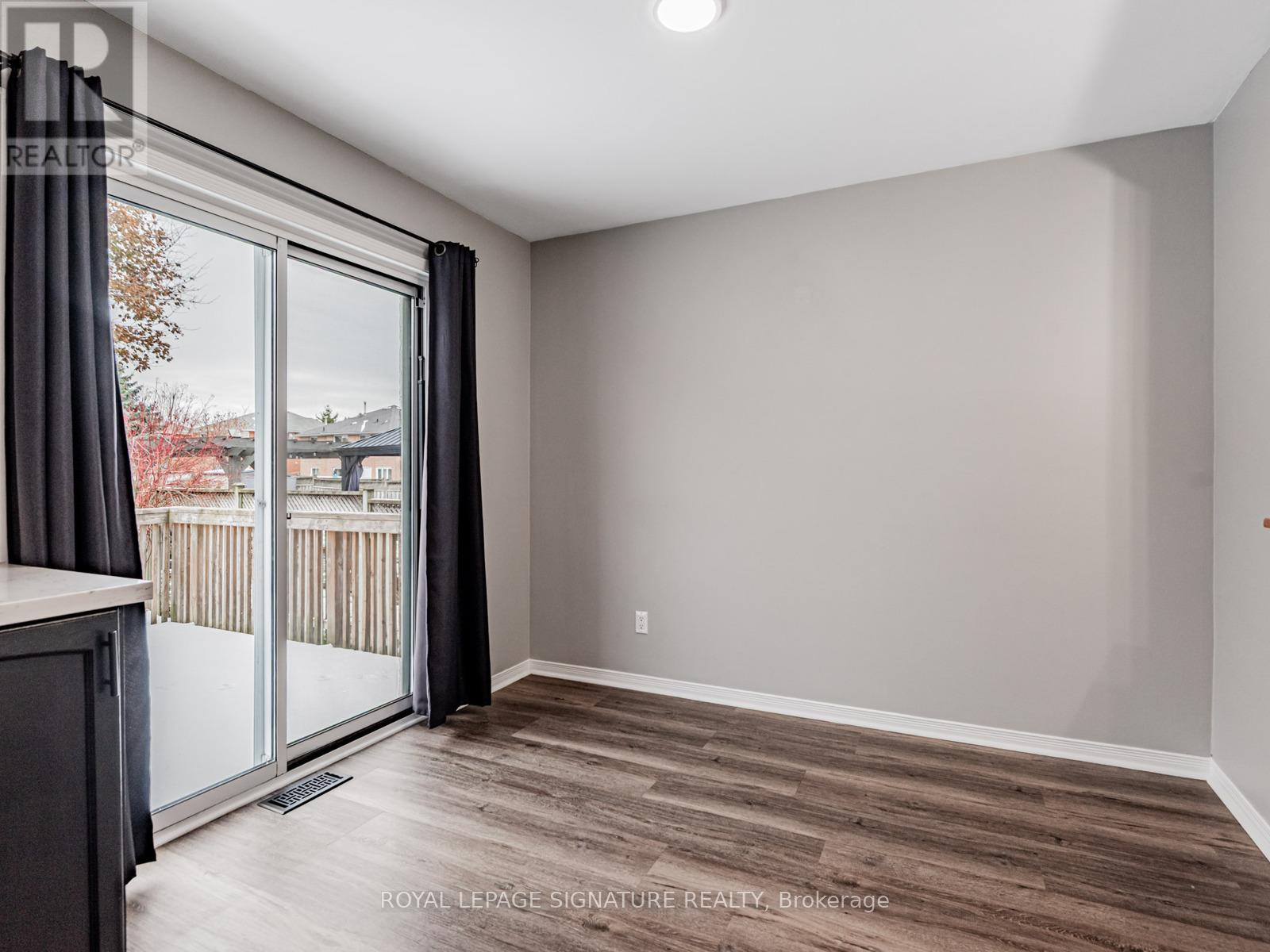 10 Laidlaw Drive, Barrie, Ontario  L4N 7S1 - Photo 13 - S12695884