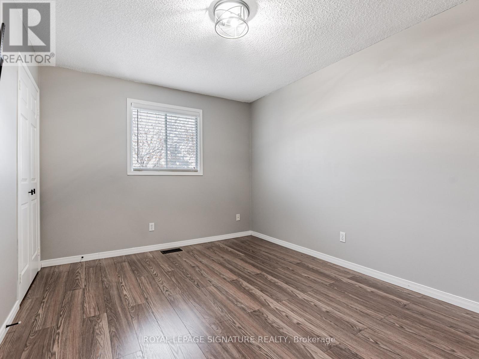 10 Laidlaw Drive, Barrie, Ontario  L4N 7S1 - Photo 18 - S12695884