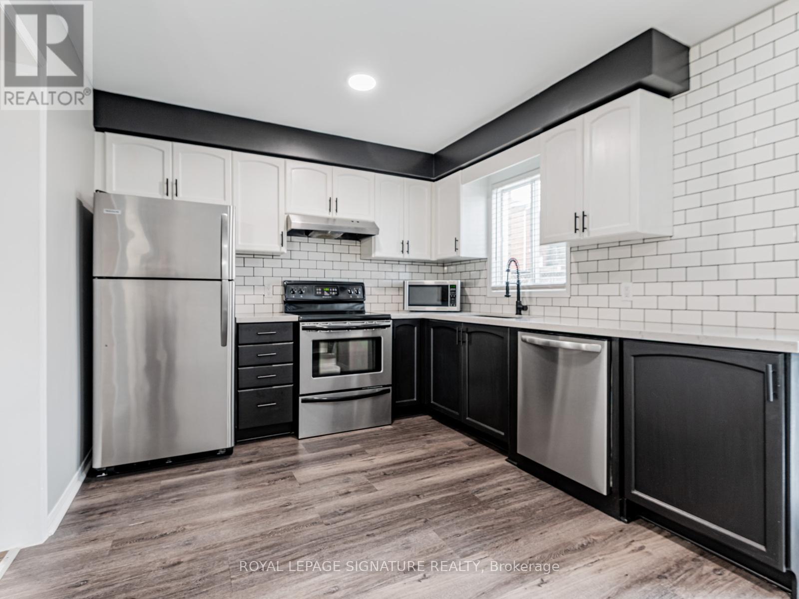 10 Laidlaw Drive, Barrie, Ontario  L4N 7S1 - Photo 9 - S12695884