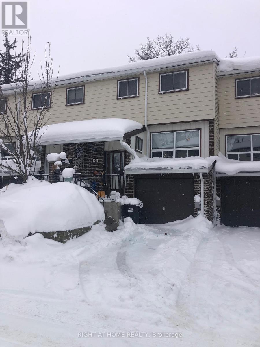 K6 - 63 FERRIS LANE, Barrie, Ontario