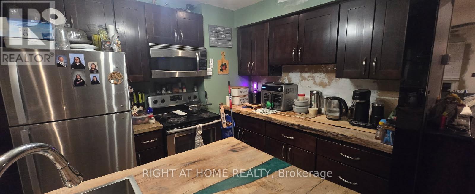 K6 - 63 Ferris Lane, Barrie, Ontario  L4M 5C4 - Photo 4 - S12696022