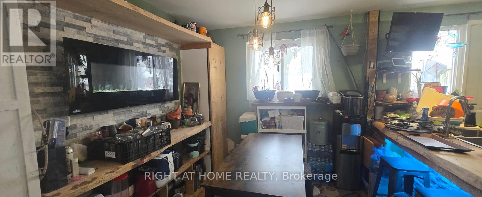 K6 - 63 Ferris Lane, Barrie, Ontario  L4M 5C4 - Photo 6 - S12696022