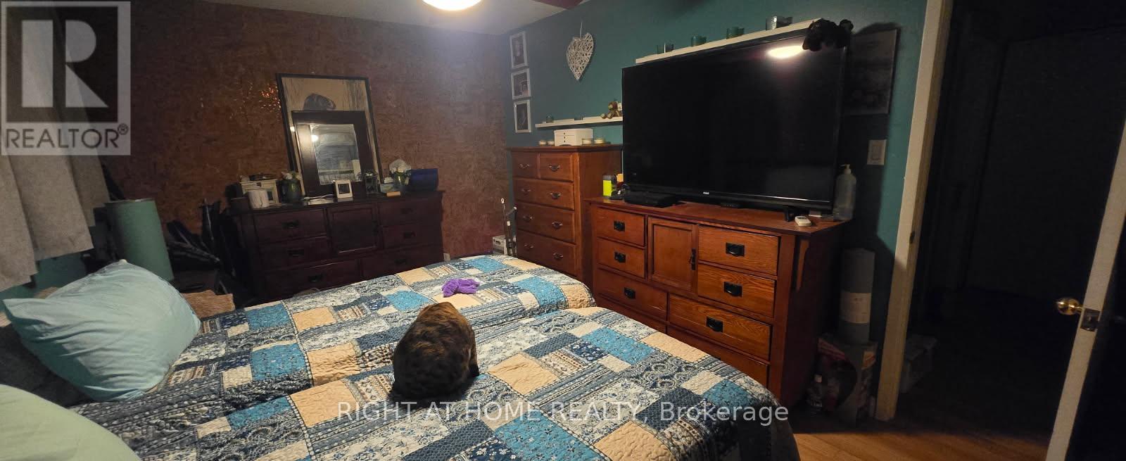 K6 - 63 Ferris Lane, Barrie, Ontario  L4M 5C4 - Photo 8 - S12696022