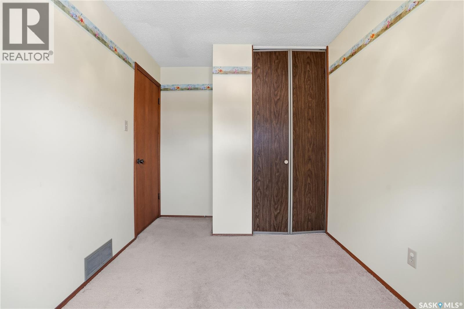 986 Garry Street N, Regina, Saskatchewan  S4X 2N1 - Photo 17 - SK026627