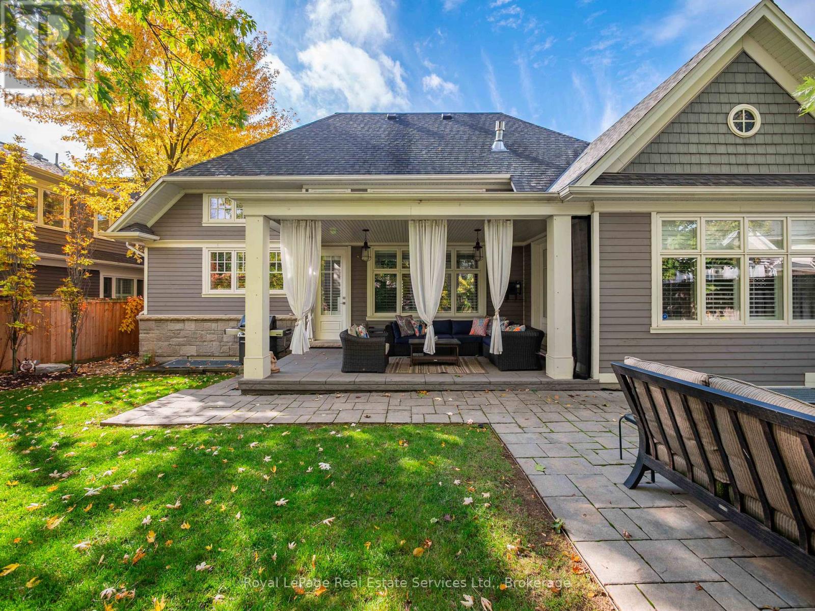 231 Cherryhill Road, Oakville, Ontario  L6L 3E3 - Photo 39 - W12483188