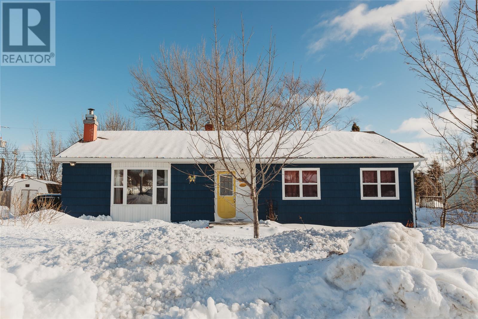 32 Pinedo Road, Gander, Newfoundland & Labrador  A1V 1S7 - Photo 1 - 1293745