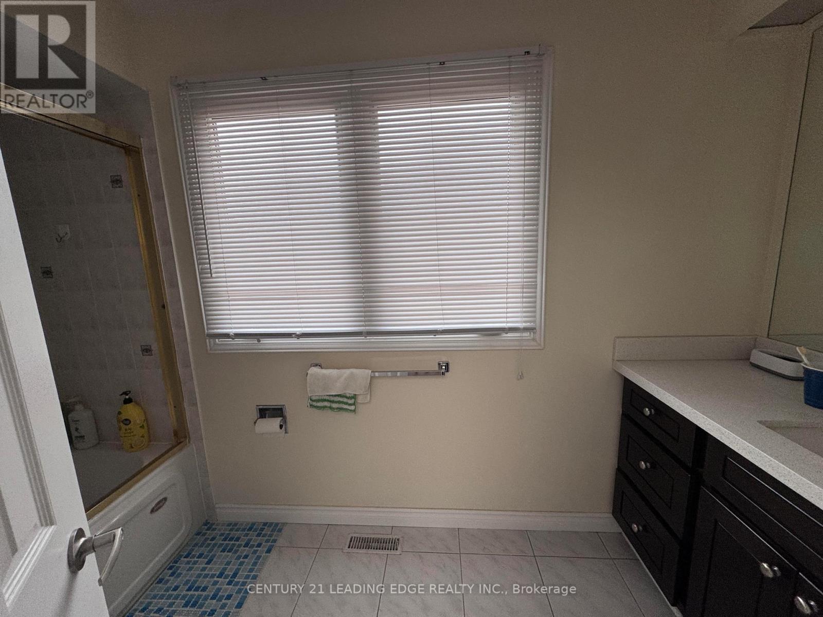 134 Canongate Trail, Toronto, Ontario  M1V 3G9 - Photo 13 - E12695218