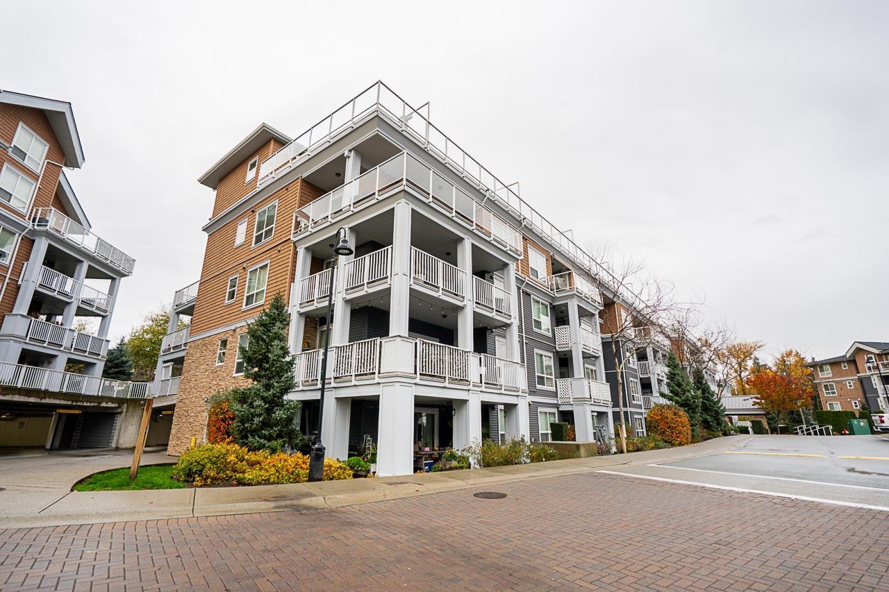 101 6470 194 STREET, Surrey, British Columbia