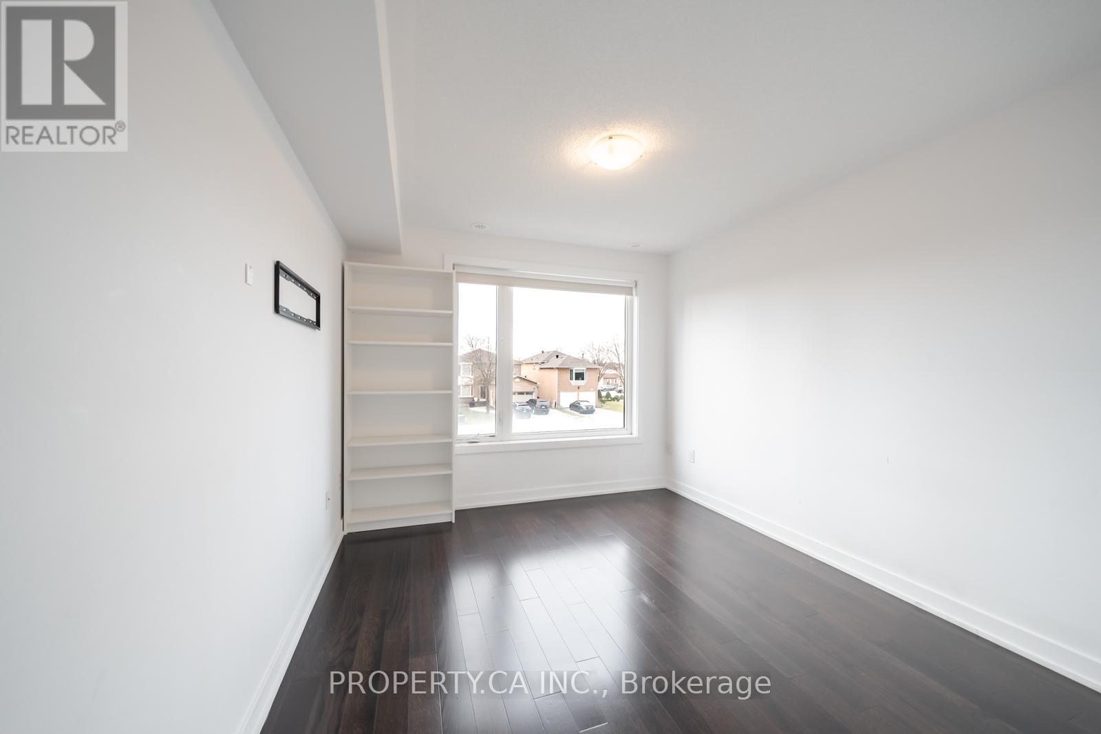 11 - 4030 Parkside Village Drive, Mississauga, Ontario  L5B 3M1 - Photo 16 - W12695864