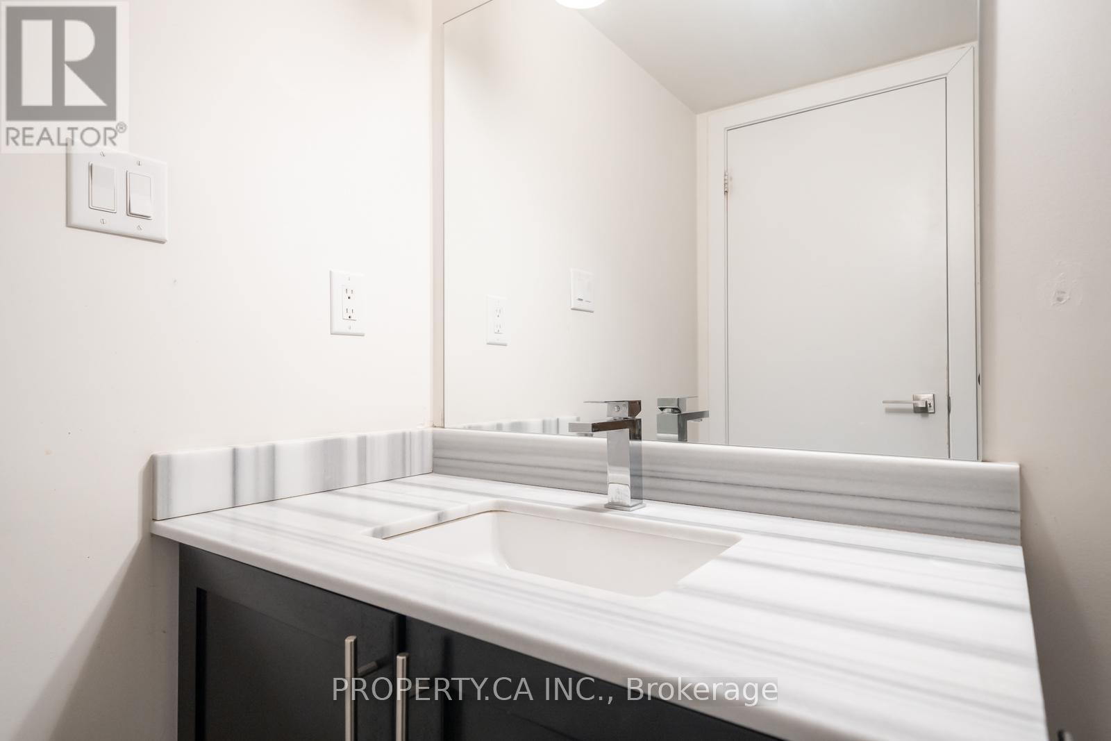 11 - 4030 Parkside Village Drive, Mississauga, Ontario  L5B 3M1 - Photo 22 - W12695864