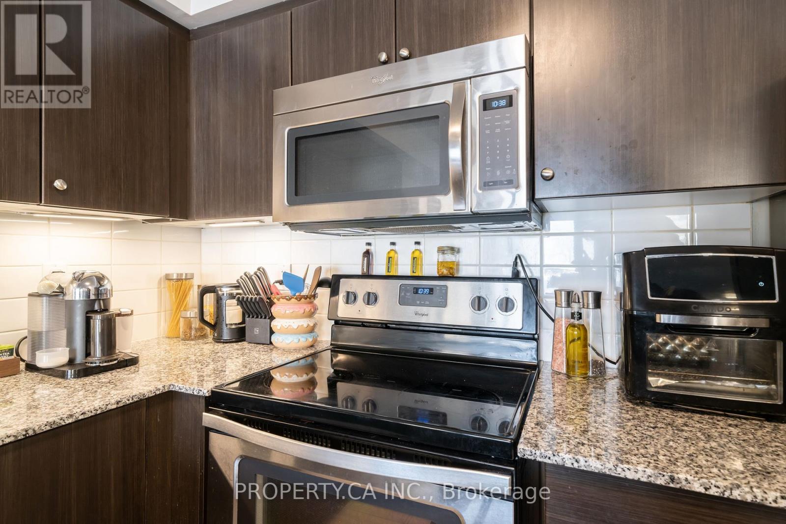 306 - 132 Widdicombe Hill Boulevard, Toronto, Ontario  M9R 0A6 - Photo 9 - W12695882