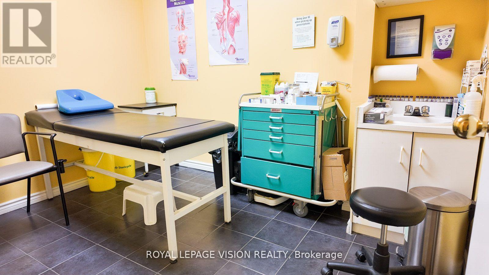 1 - 2085 Weston Road, Toronto, Ontario  M9N 1X7 - Photo 6 - W12695950