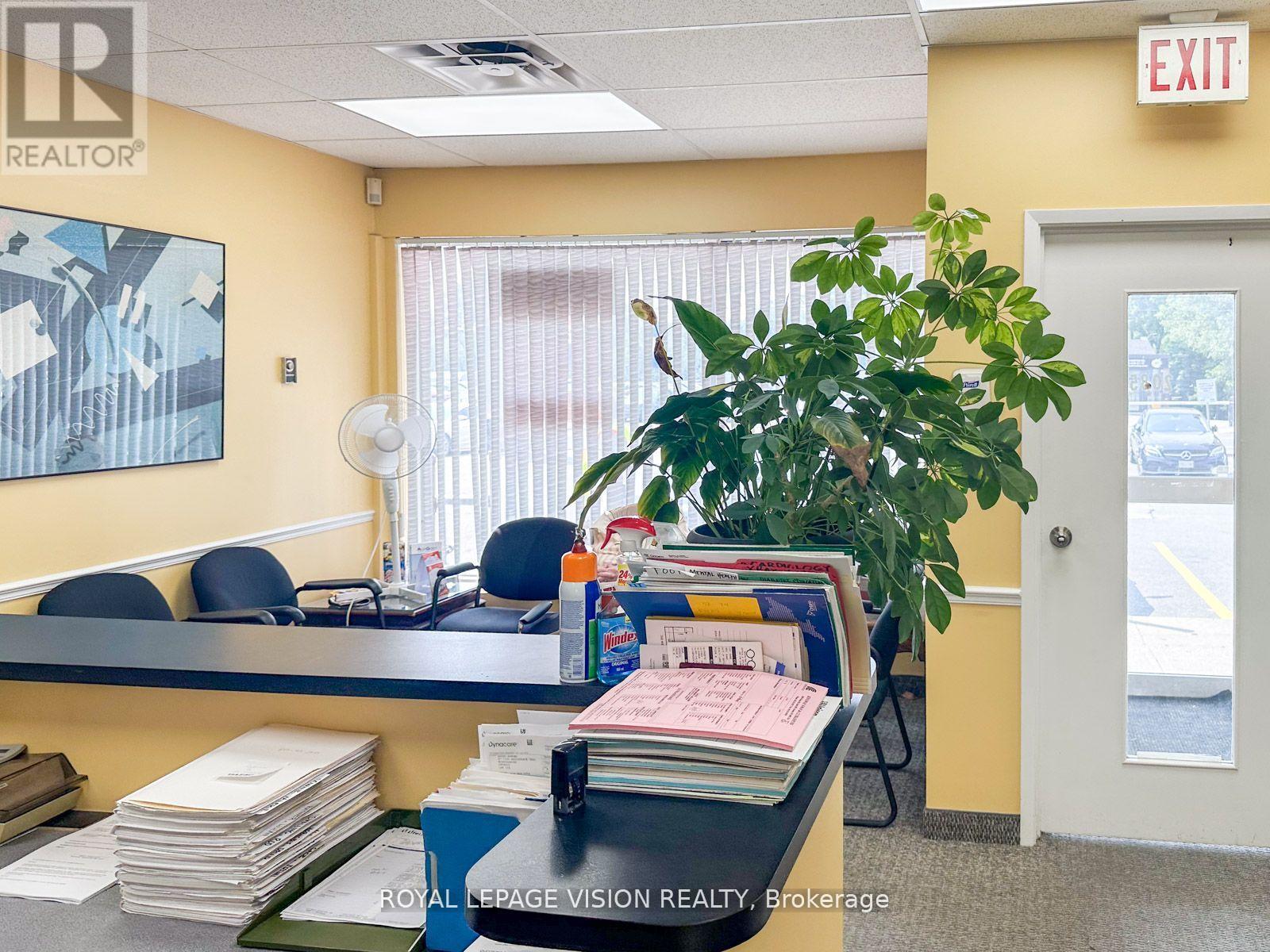 1 - 2085 Weston Road, Toronto, Ontario  M9N 1X7 - Photo 7 - W12695950