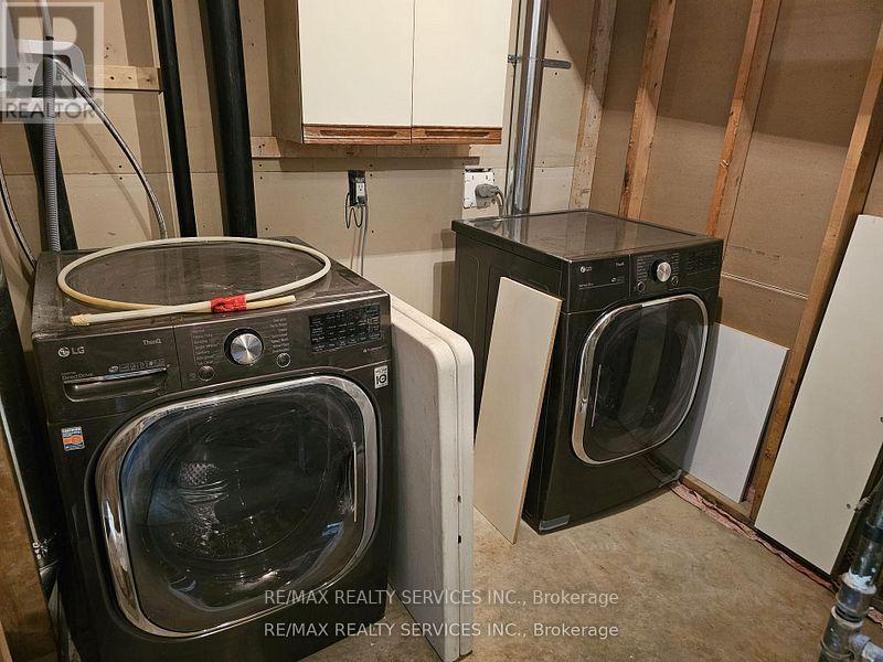 Bsmt - 35 Curtis Drive, Brampton, Ontario  L6Y 2J6 - Photo 9 - W12695974