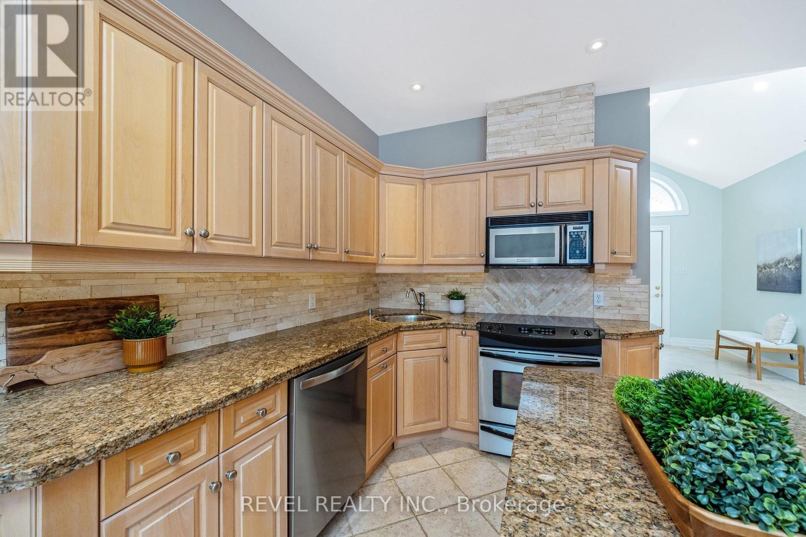 9300 First Line, Milton, Ontario  L0P 1B0 - Photo 20 - W12696014