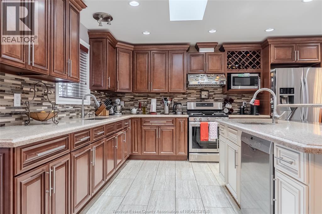 375 Grondin Street, Lasalle, Ontario  N9J 3R2 - Photo 12 - 26000891