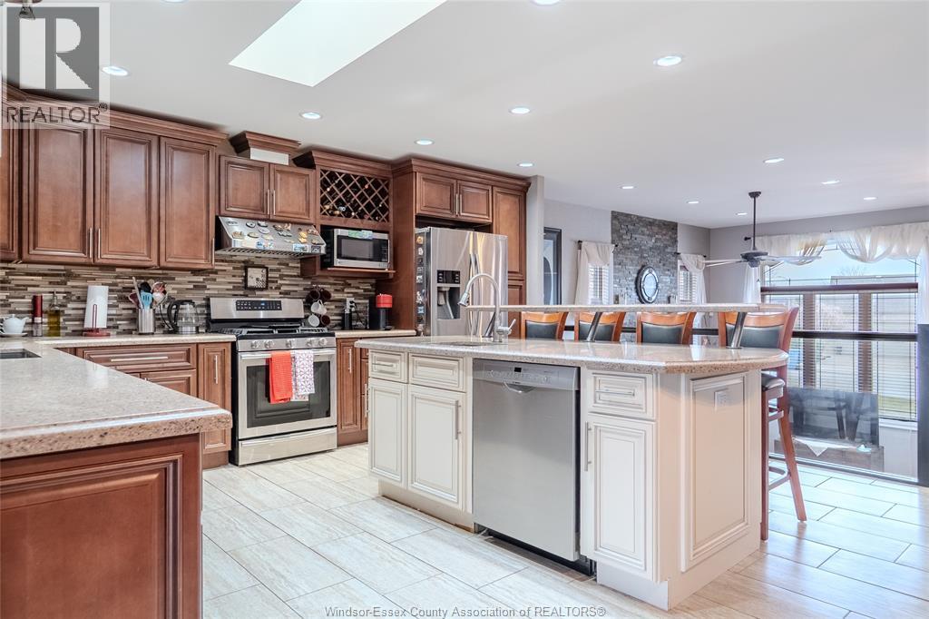 375 Grondin Street, Lasalle, Ontario  N9J 3R2 - Photo 13 - 26000891