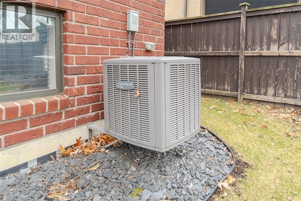 375 Grondin Street, Lasalle, Ontario  N9J 3R2 - Photo 38 - 26000891