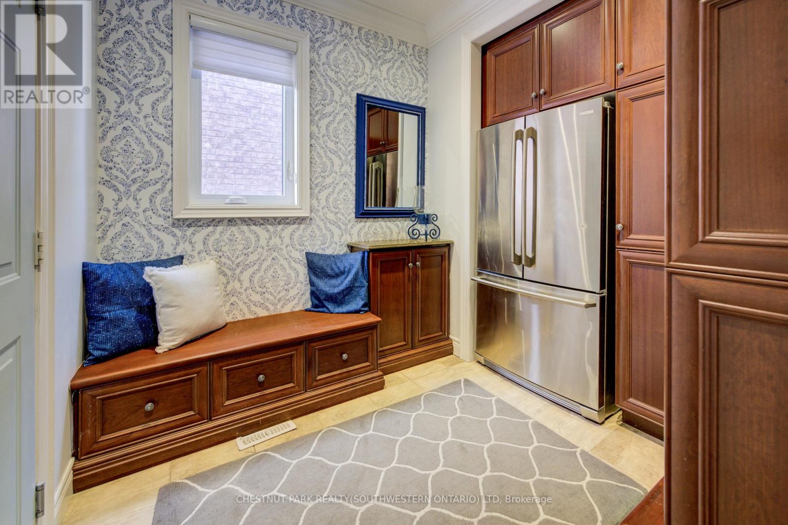 11 Tremaine Drive, Kitchener, Ontario  N2A 4L9 - Photo 15 - X12695856