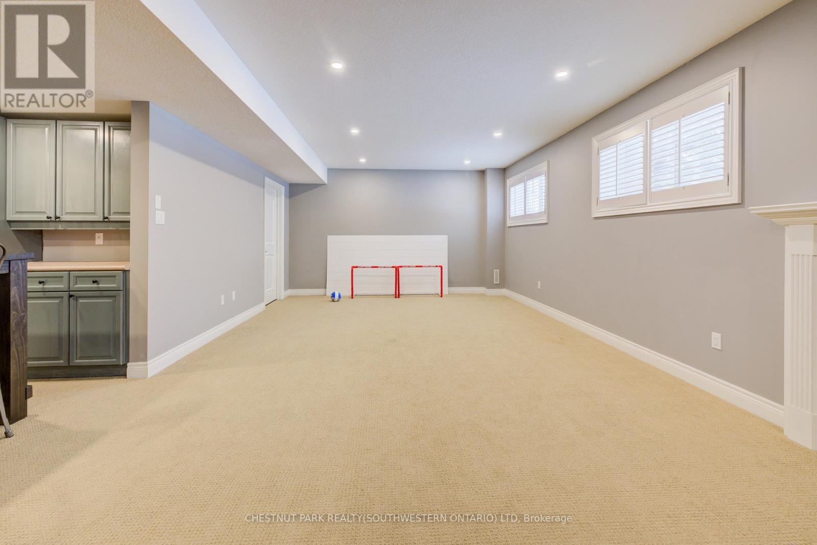 11 Tremaine Drive, Kitchener, Ontario  N2A 4L9 - Photo 33 - X12695856