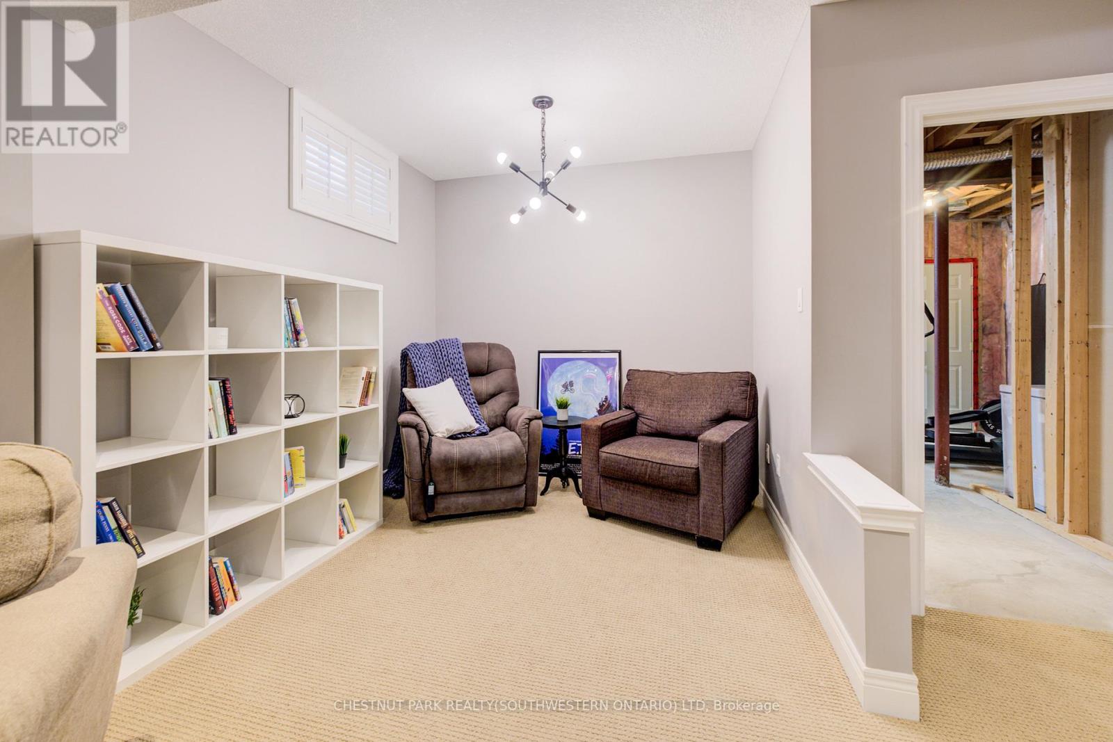 11 Tremaine Drive, Kitchener, Ontario  N2A 4L9 - Photo 37 - X12695856