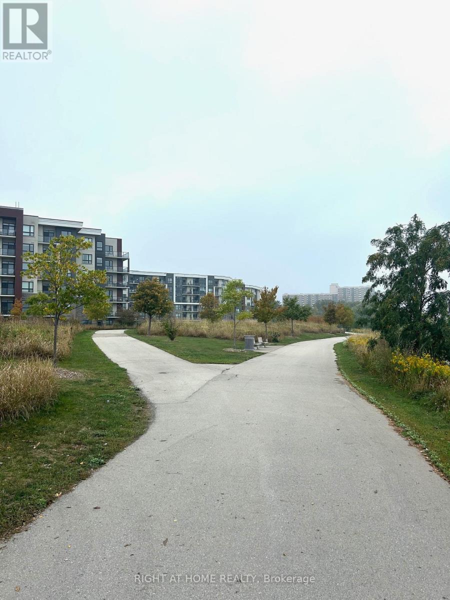 227 - 125 Shoreview Place, Hamilton, Ontario  L8E 0K3 - Photo 8 - X12695858