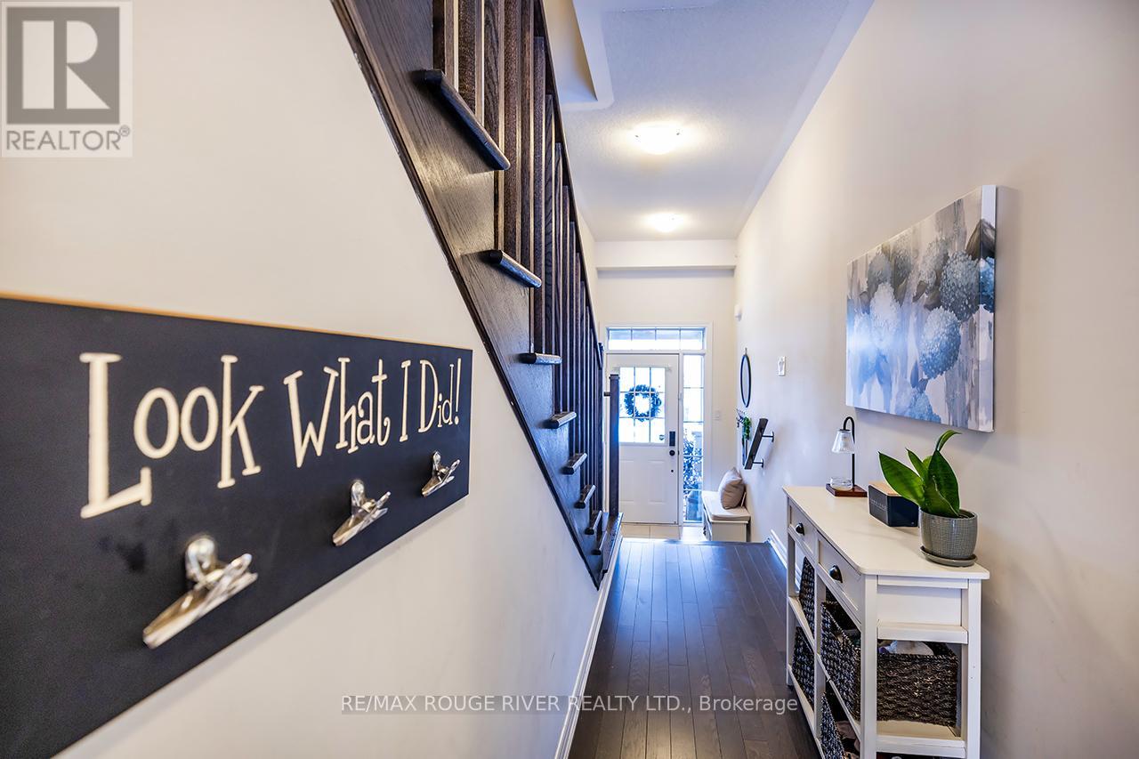 13 Highlands Boulevard, Cavan Monaghan, Ontario  L0A 1G0 - Photo 6 - X12696010