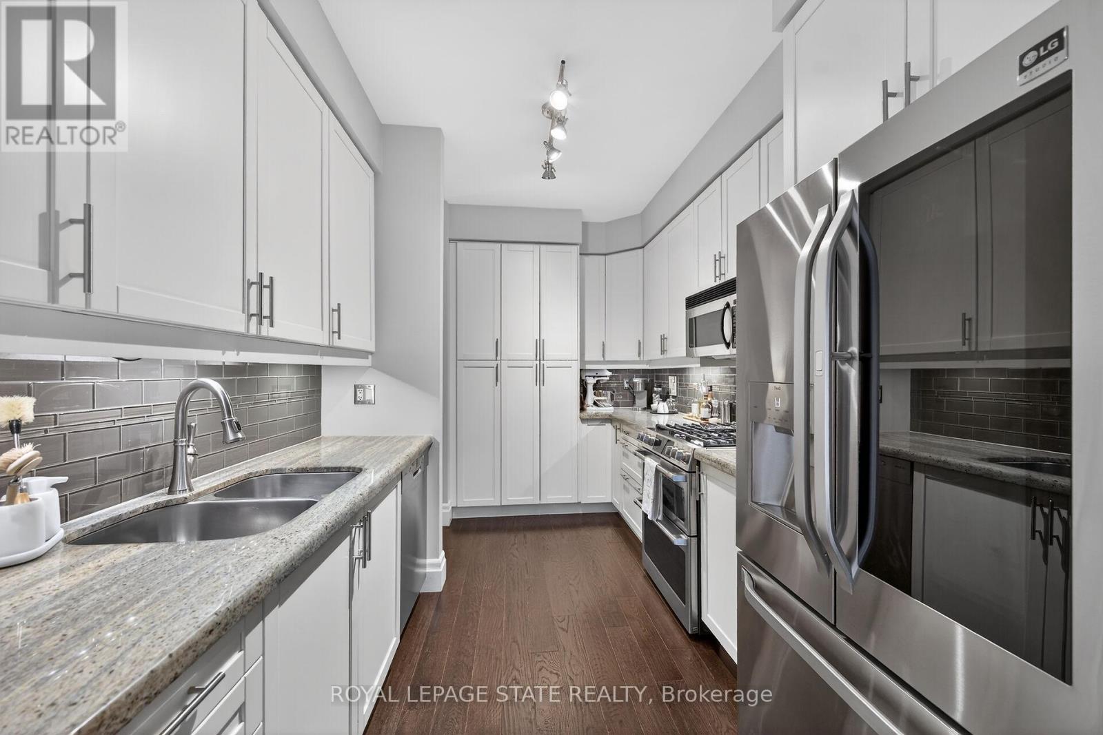 19 - 71 Sulphur Springs Road, Hamilton, Ontario  L9G 5C1 - Photo 18 - X12696048