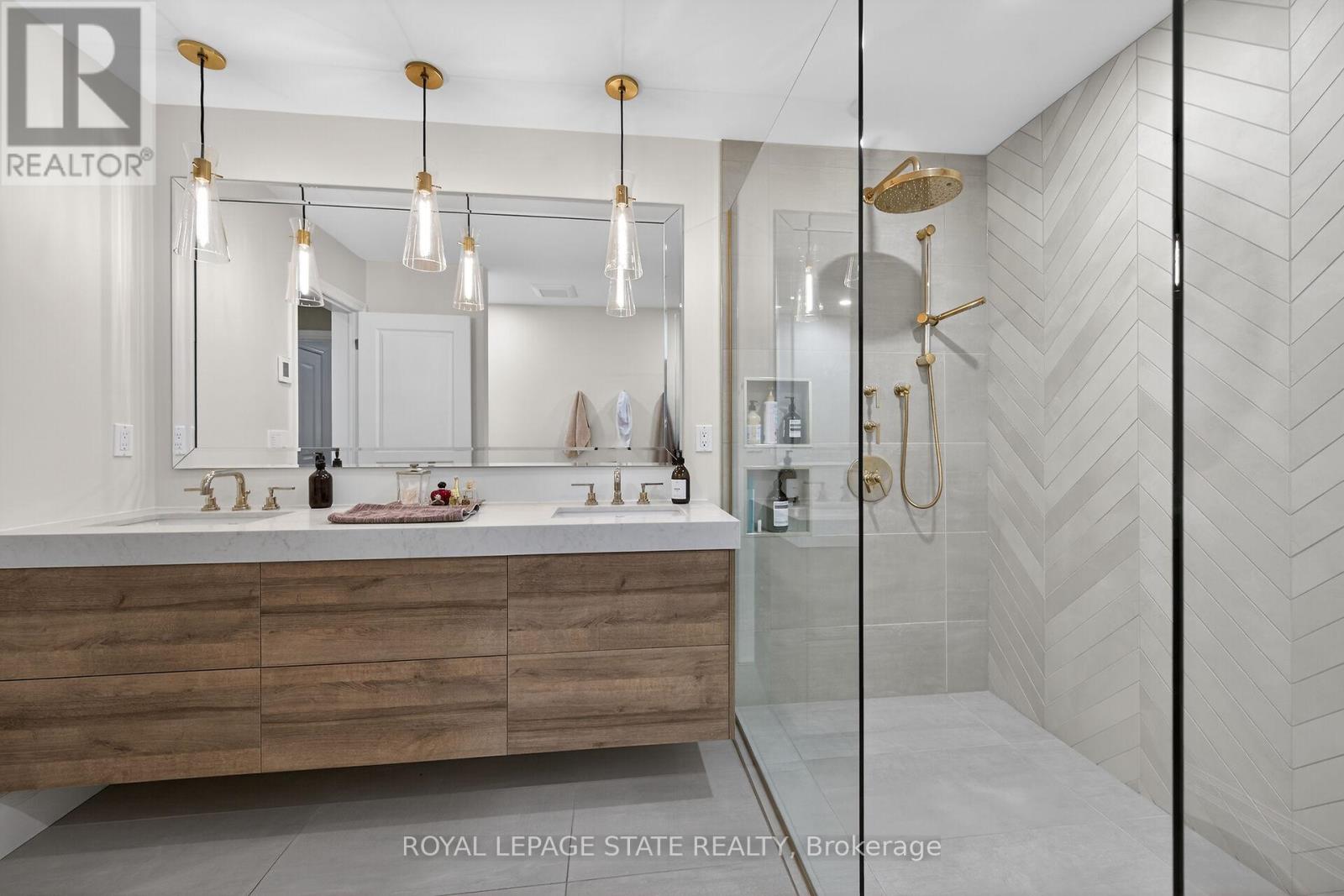 19 - 71 Sulphur Springs Road, Hamilton, Ontario  L9G 5C1 - Photo 26 - X12696048