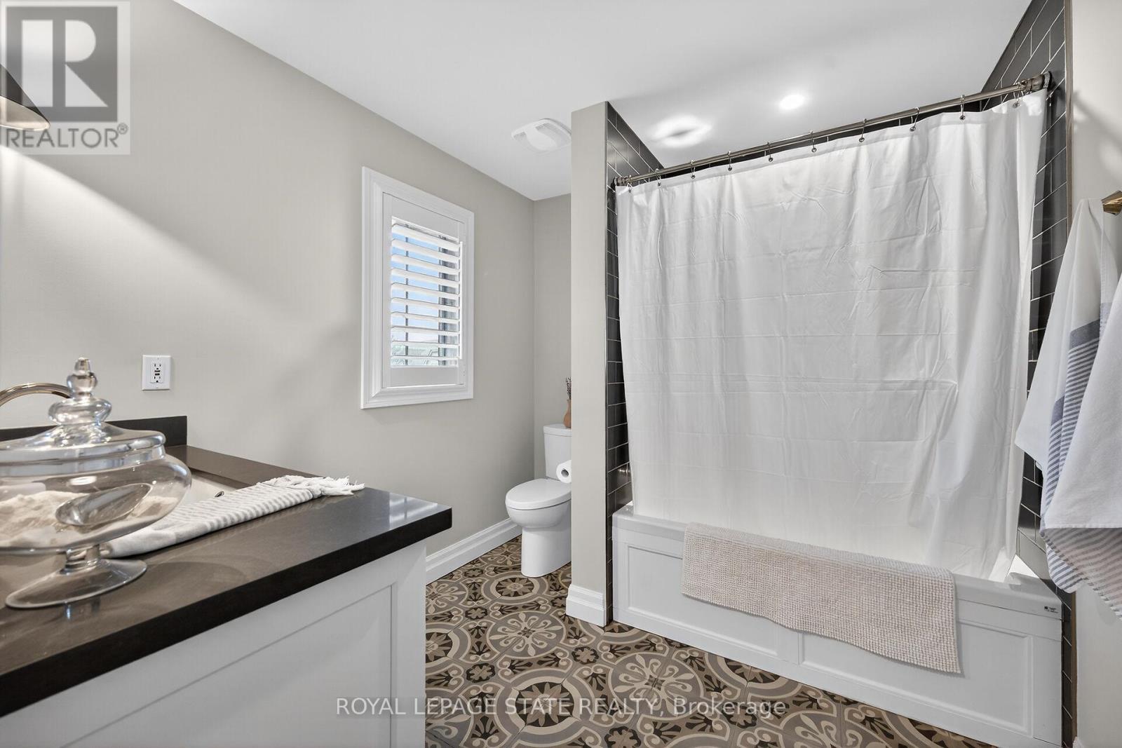 19 - 71 Sulphur Springs Road, Hamilton, Ontario  L9G 5C1 - Photo 32 - X12696048