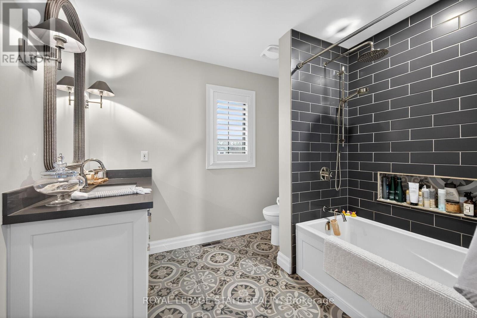 19 - 71 Sulphur Springs Road, Hamilton, Ontario  L9G 5C1 - Photo 33 - X12696048