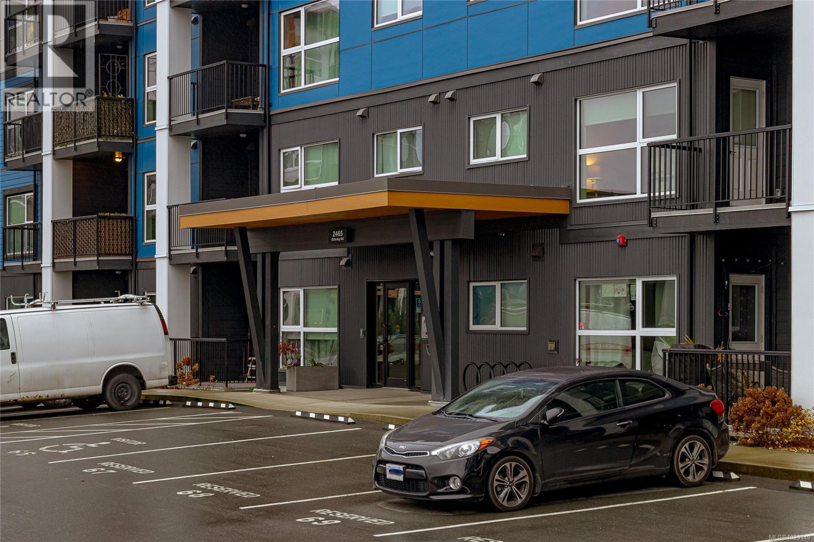 204 2465 Gateway Rd, Langford, British Columbia  V9B 6R1 - Photo 4 - 1023149