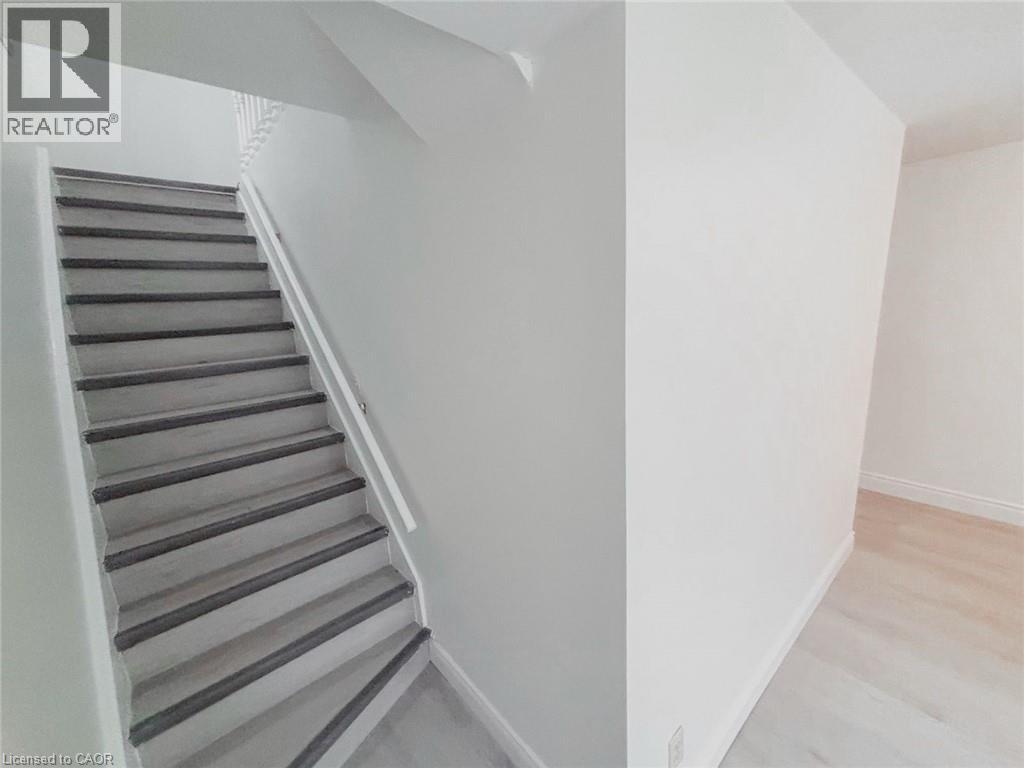 1949 Old Mill Road, Kitchener, Ontario  N2P 1E3 - Photo 19 - 40798455