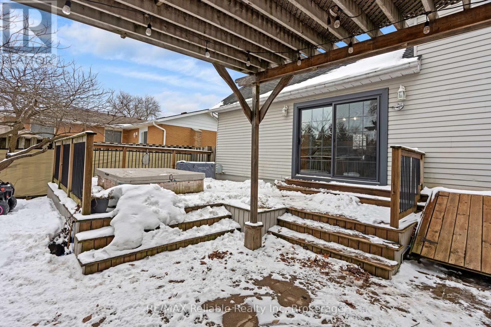 140 Orchard Street, South Huron, Ontario  N0M 1S3 - Photo 34 - X12696064