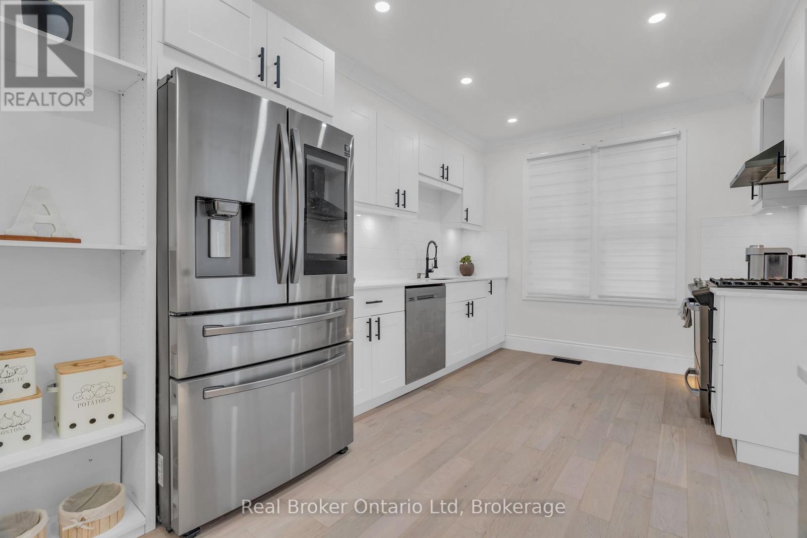 445 Moore Street, Cambridge, Ontario  N3H 3B1 - Photo 11 - X12696094