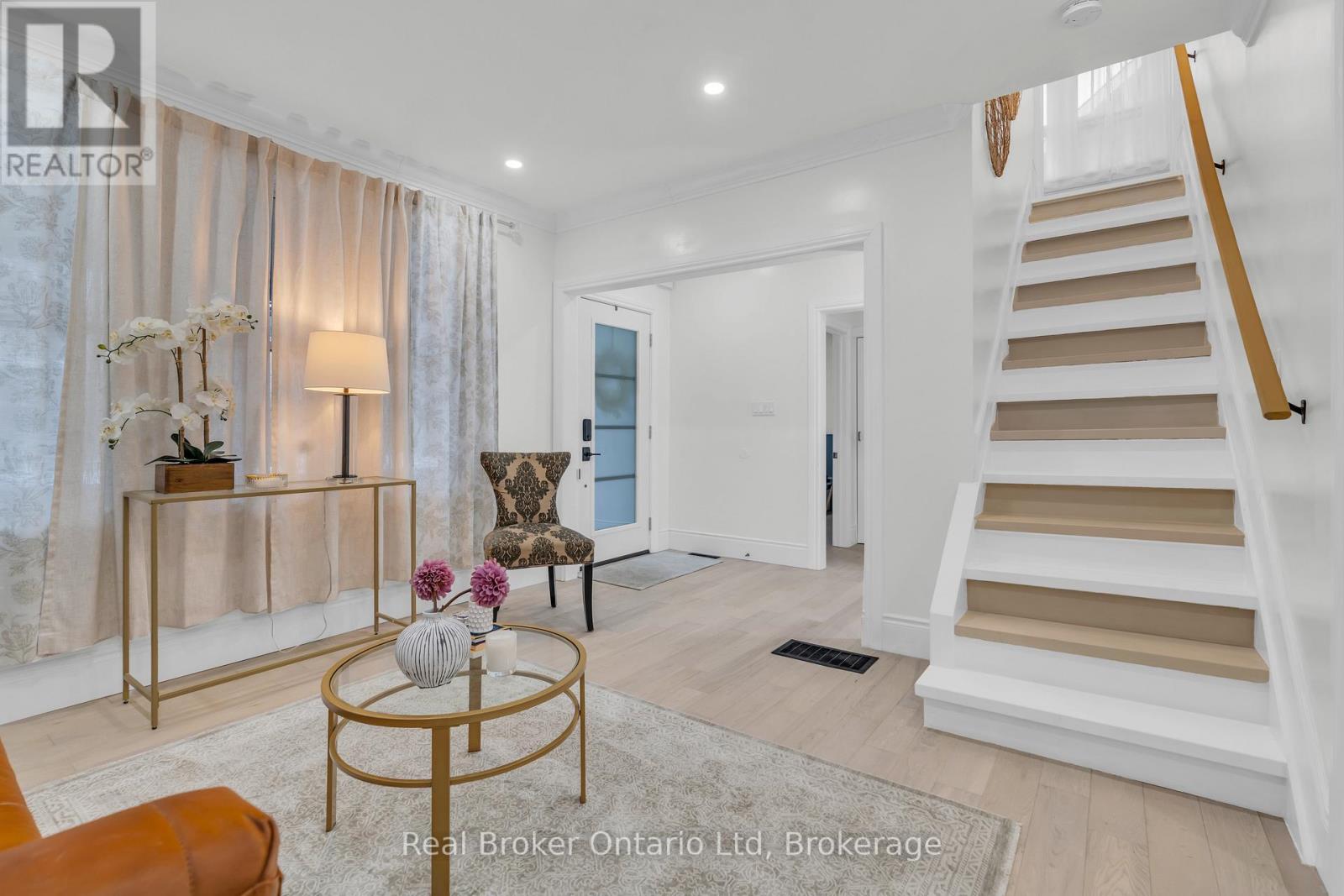 445 Moore Street, Cambridge, Ontario  N3H 3B1 - Photo 4 - X12696094