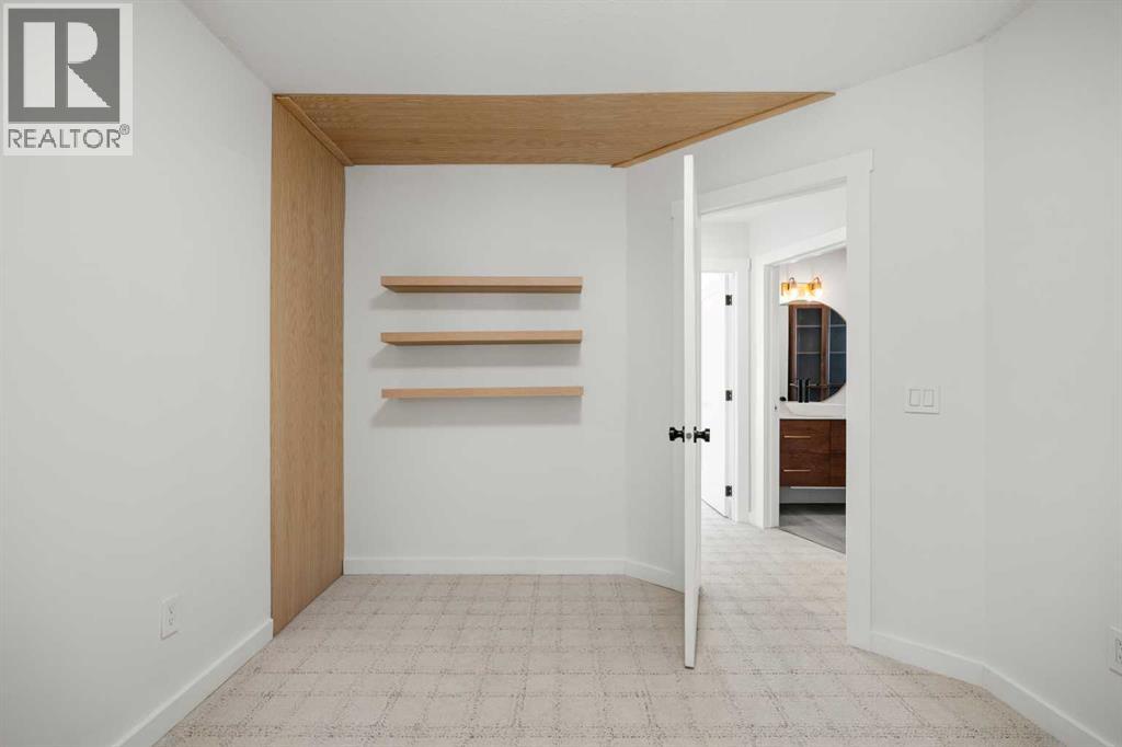 327 Canyon Close, Canmore, Alberta  T1W 1H4 - Photo 32 - A2264303