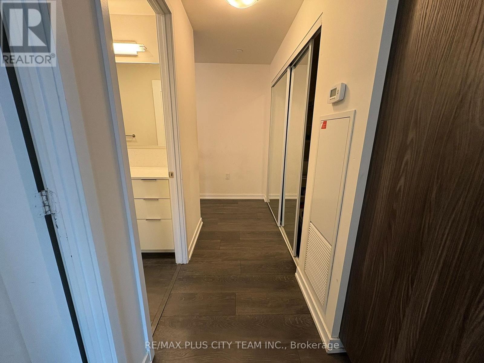 1402 - 28 Freeland Street, Toronto, Ontario  M5E 0E3 - Photo 13 - C12643226