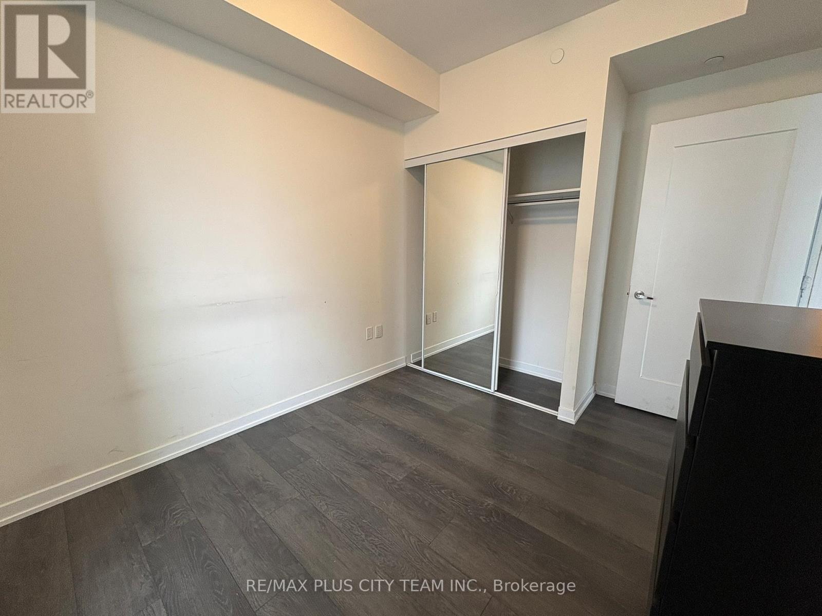 1402 - 28 Freeland Street, Toronto, Ontario  M5E 0E3 - Photo 16 - C12643226