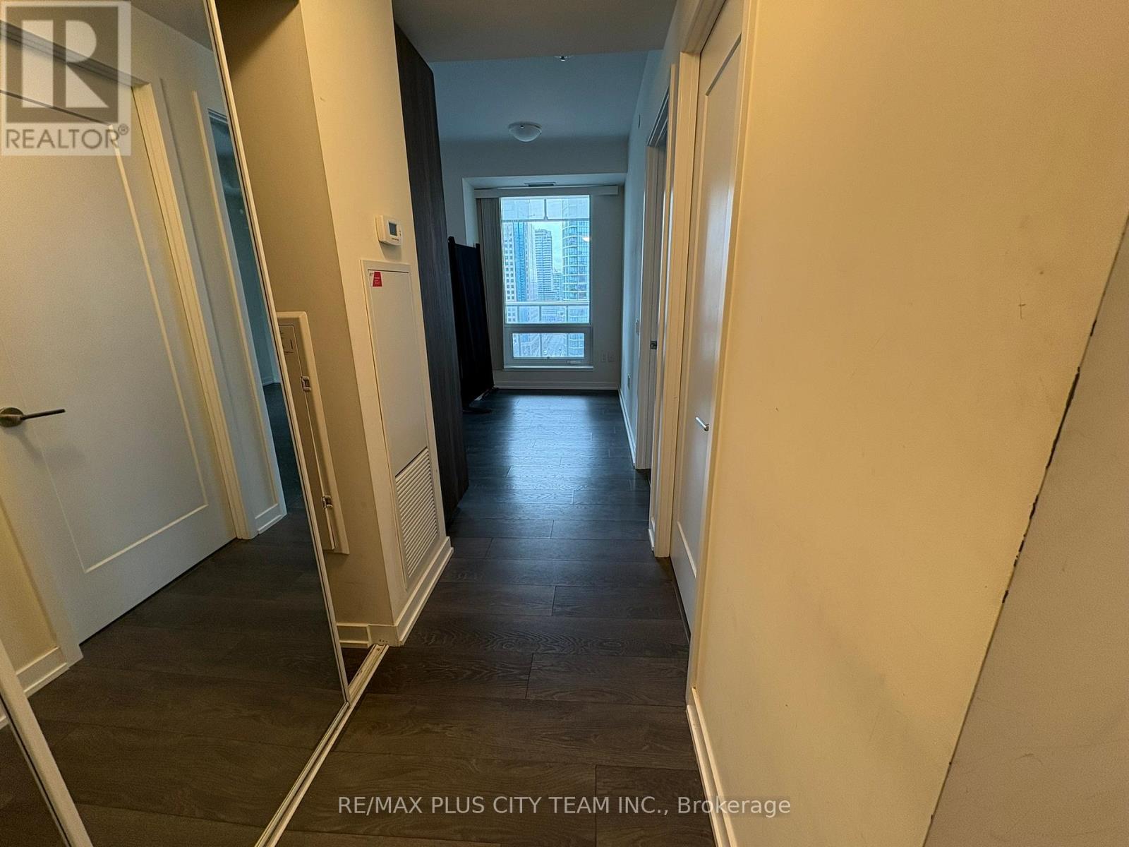 1402 - 28 Freeland Street, Toronto, Ontario  M5E 0E3 - Photo 18 - C12643226